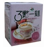 三點(diǎn)一刻經(jīng)典玫瑰花果奶茶/120克